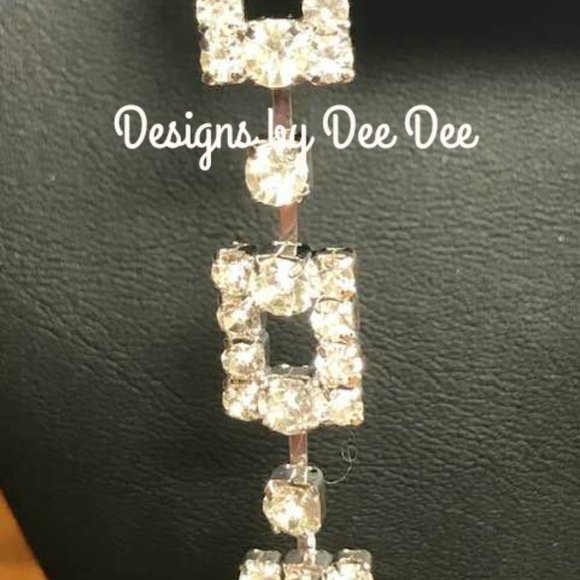 5/$20🔥Pageant & Special Occasion Earrings🔥Bundle special price - Picture 2 of 3